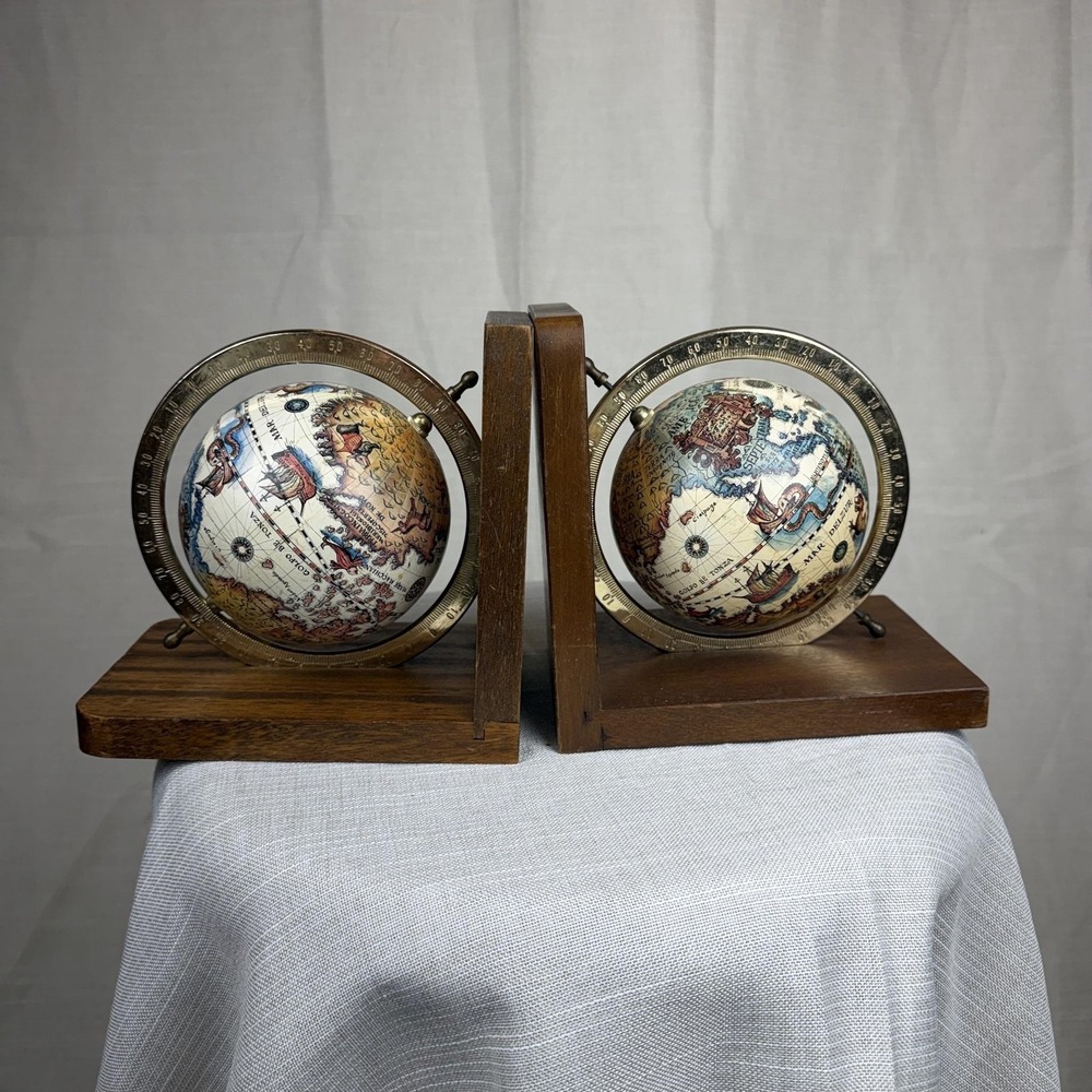 Vintage‎ Globe Bookends Pair Wooden Base Old World Map Nautical Decor Office